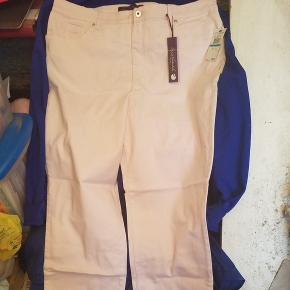 Pink Pants - Picture 1 of 5